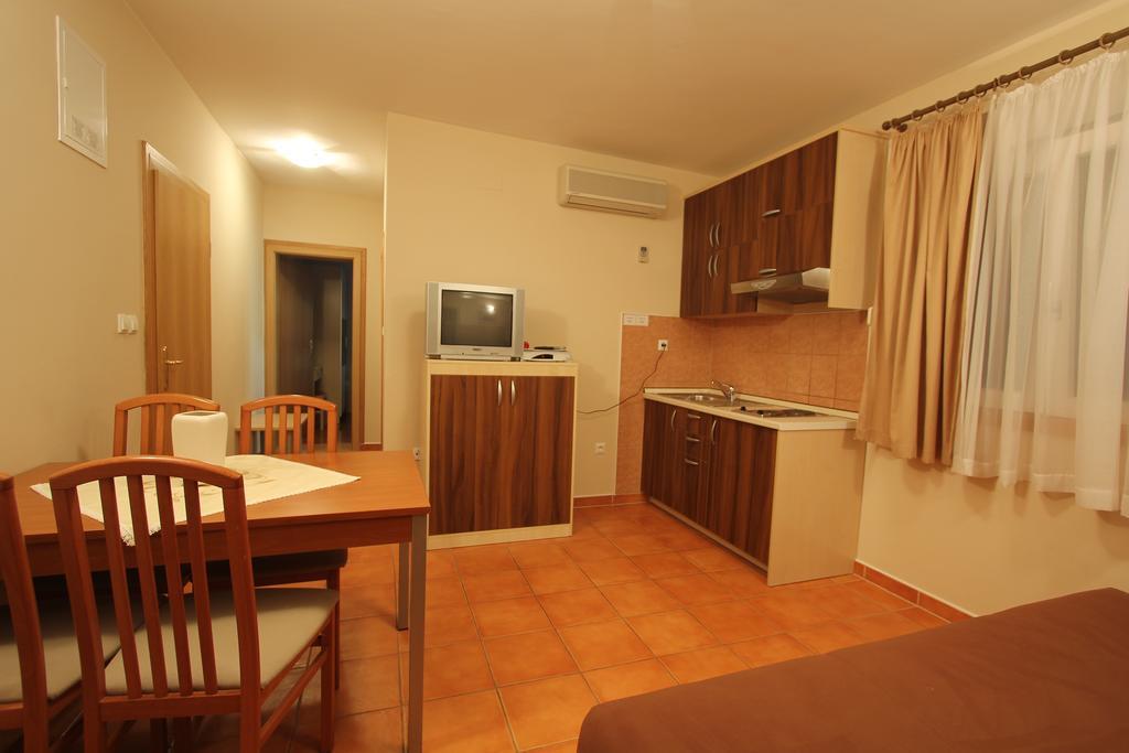 Apartments Villa Ceres Klek Quarto foto